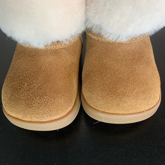 UGG Baby Girl RAMONA Boot CHESTNUT Suede INFANT Size 2/3 Small 6-12 Months - Picture 3 of 12